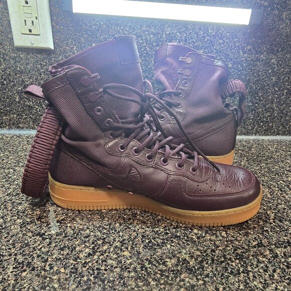 Nike SF Air Force 1 Mens 9.5 Deep Burgundy High Top Sneaker Shoe Boot 864024-600 main image 9